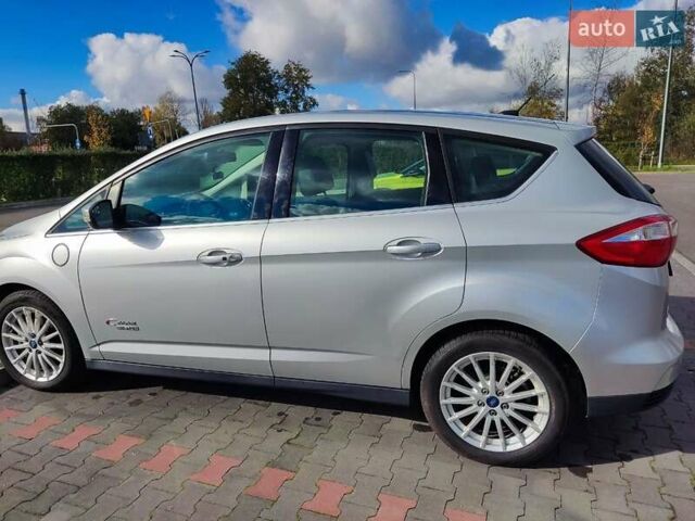 Серый Форд Си-Макс, объемом двигателя 2 л и пробегом 160 тыс. км за 12000 $, фото 4 на Automoto.ua
