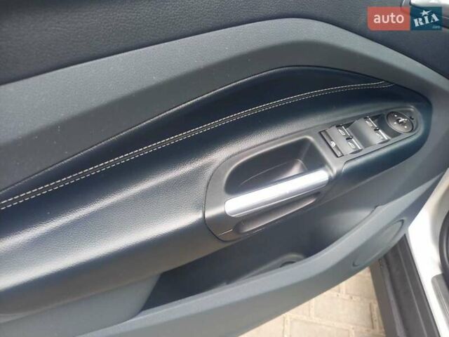 Серый Форд Си-Макс, объемом двигателя 2 л и пробегом 243 тыс. км за 10100 $, фото 28 на Automoto.ua