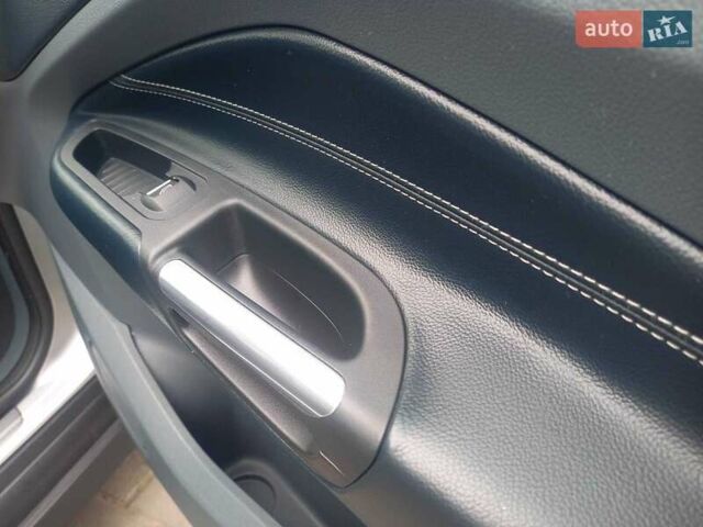 Серый Форд Си-Макс, объемом двигателя 2 л и пробегом 243 тыс. км за 10100 $, фото 22 на Automoto.ua