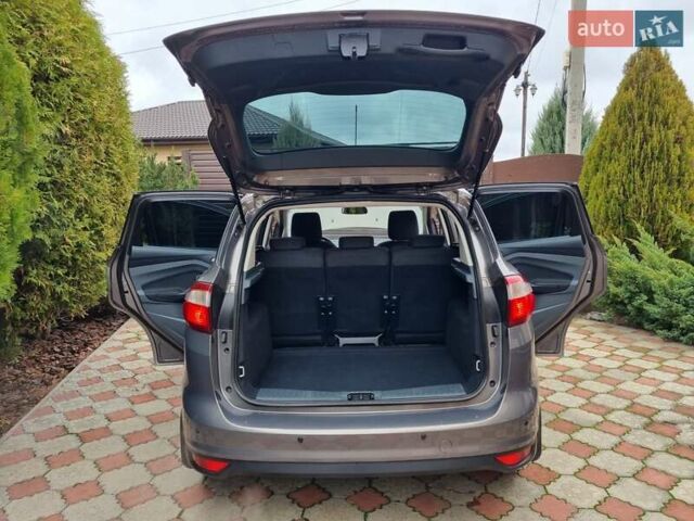 Серый Форд Си-Макс, объемом двигателя 1 л и пробегом 136 тыс. км за 6950 $, фото 10 на Automoto.ua
