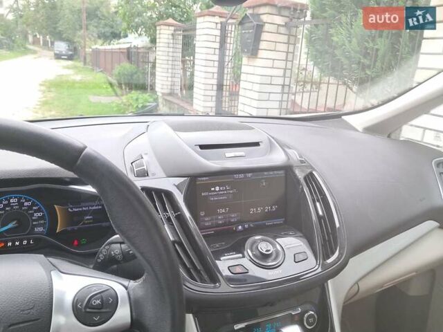 Сірий Форд Сі-Макс, об'ємом двигуна 2 л та пробігом 98 тис. км за 11500 $, фото 2 на Automoto.ua