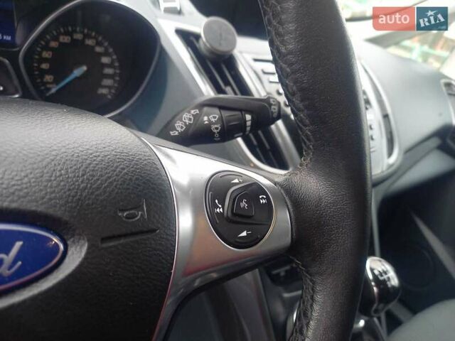 Серый Форд Си-Макс, объемом двигателя 2 л и пробегом 243 тыс. км за 10100 $, фото 37 на Automoto.ua