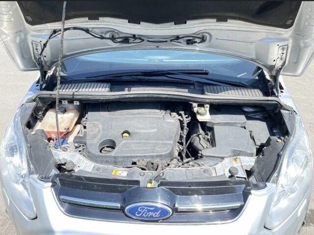 Серый Форд Си-Макс, объемом двигателя 2 л и пробегом 255 тыс. км за 7500 $, фото 4 на Automoto.ua