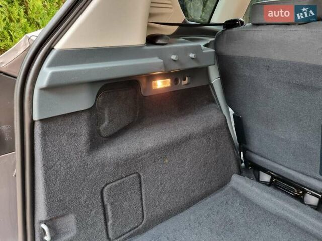 Серый Форд Си-Макс, объемом двигателя 1 л и пробегом 136 тыс. км за 6950 $, фото 13 на Automoto.ua