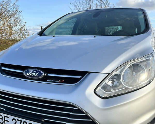 Сірий Форд Сі-Макс, об'ємом двигуна 2 л та пробігом 82 тис. км за 13000 $, фото 9 на Automoto.ua