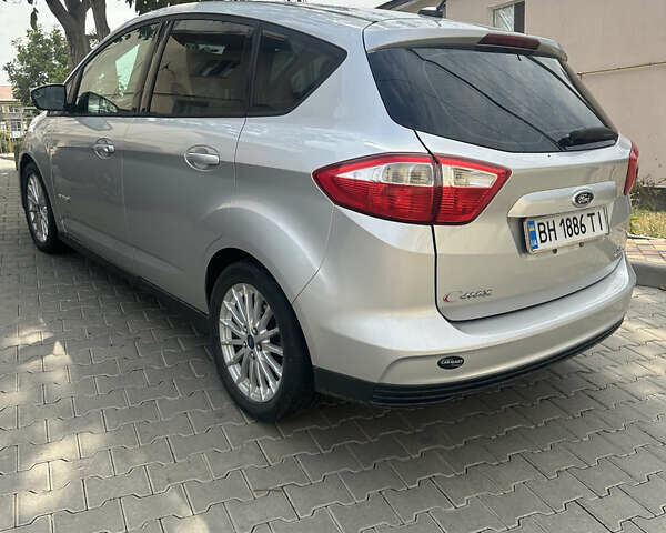 Серый Форд Си-Макс, объемом двигателя 2 л и пробегом 280 тыс. км за 10000 $, фото 6 на Automoto.ua