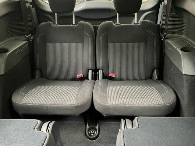 Серый Форд Си-Макс, объемом двигателя 2 л и пробегом 255 тыс. км за 7500 $, фото 3 на Automoto.ua