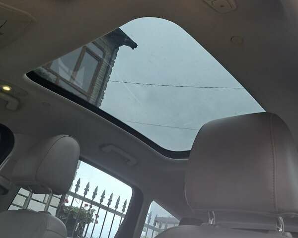 Сірий Форд Сі-Макс, об'ємом двигуна 2 л та пробігом 98 тис. км за 11500 $, фото 5 на Automoto.ua