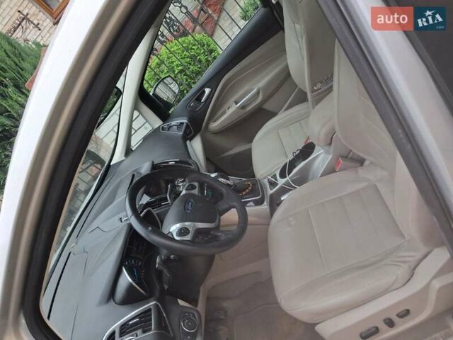 Сірий Форд Сі-Макс, об'ємом двигуна 2 л та пробігом 98 тис. км за 11500 $, фото 1 на Automoto.ua