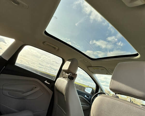 Сірий Форд Сі-Макс, об'ємом двигуна 2 л та пробігом 82 тис. км за 13000 $, фото 19 на Automoto.ua