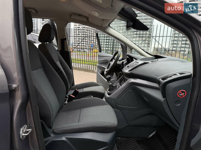 Форд Сі-Макс 2014 у Києві на Automoto.ua Сірий Форд Сі-Макс, об'ємом двигуна 1.56 л та пробігом 220 тис. км за 8900 $, фото 27 на Automoto.ua