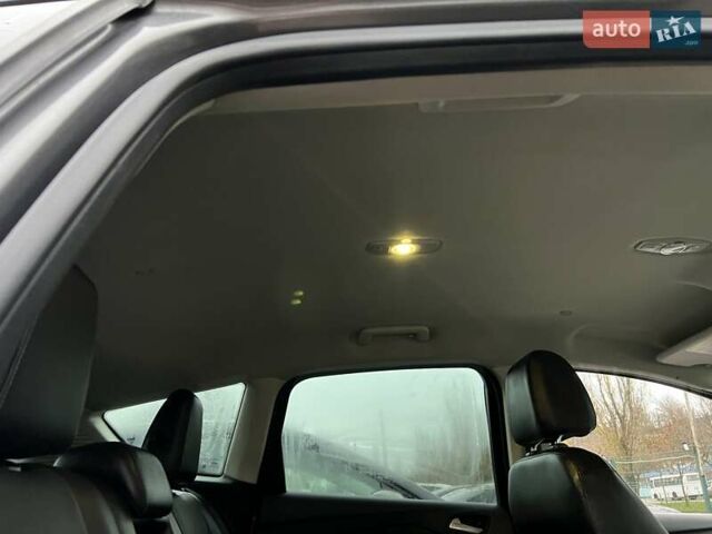 Сірий Форд Сі-Макс, об'ємом двигуна 2 л та пробігом 171 тис. км за 10499 $, фото 23 на Automoto.ua