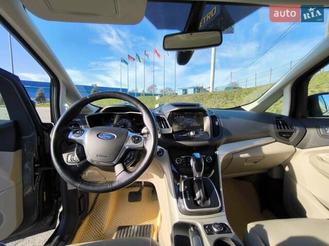 Серый Форд Си-Макс, объемом двигателя 2 л и пробегом 128 тыс. км за 11000 $, фото 20 на Automoto.ua