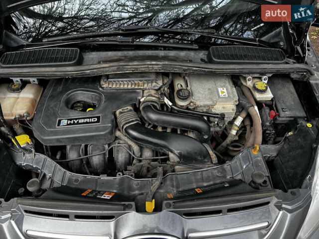 Серый Форд Си-Макс, объемом двигателя 2 л и пробегом 206 тыс. км за 9600 $, фото 47 на Automoto.ua