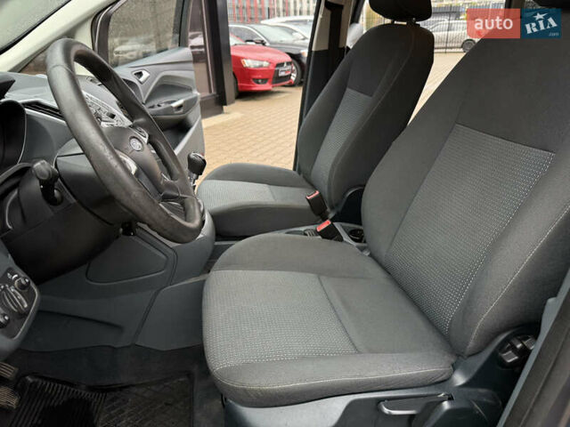 Форд Сі-Макс 2014 у Києві на Automoto.ua Сірий Форд Сі-Макс, об'ємом двигуна 1.56 л та пробігом 220 тис. км за 8900 $, фото 22 на Automoto.ua