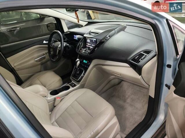 Серый Форд Си-Макс, объемом двигателя 2 л и пробегом 311 тыс. км за 10500 $, фото 5 на Automoto.ua
