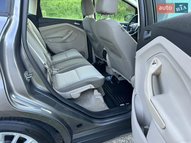 Сірий Форд Сі-Макс, об'ємом двигуна 2 л та пробігом 111 тис. км за 10700 $, фото 28 на Automoto.ua