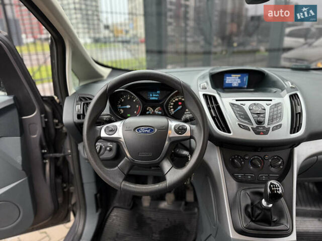 Форд Сі-Макс 2014 у Києві на Automoto.ua Сірий Форд Сі-Макс, об'ємом двигуна 1.56 л та пробігом 220 тис. км за 8900 $, фото 17 на Automoto.ua