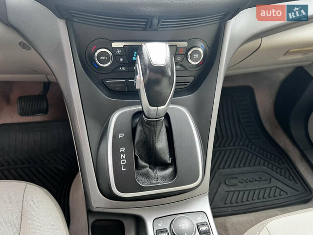 Серый Форд Си-Макс, объемом двигателя 2 л и пробегом 206 тыс. км за 9600 $, фото 34 на Automoto.ua