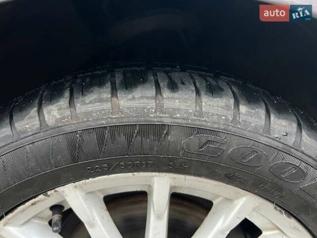 Сірий Форд Сі-Макс, об'ємом двигуна 2 л та пробігом 171 тис. км за 10499 $, фото 19 на Automoto.ua