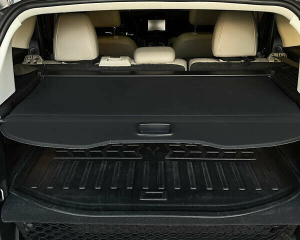 Серый Форд Си-Макс, объемом двигателя 2 л и пробегом 210 тыс. км за 14350 $, фото 24 на Automoto.ua