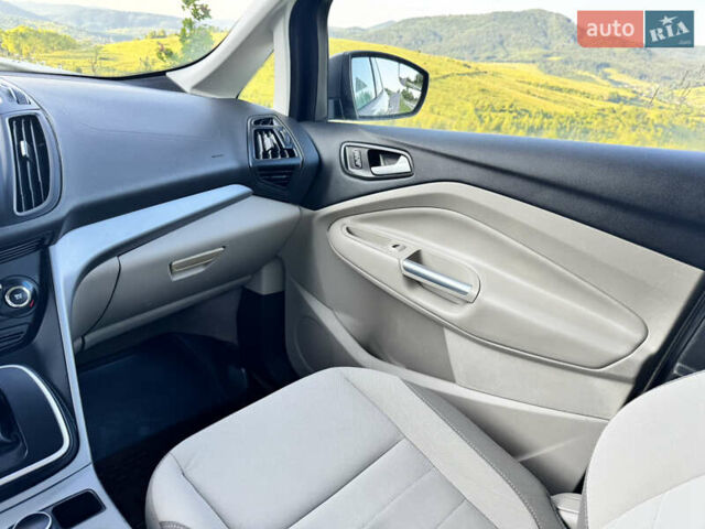 Сірий Форд Сі-Макс, об'ємом двигуна 2 л та пробігом 111 тис. км за 10700 $, фото 22 на Automoto.ua