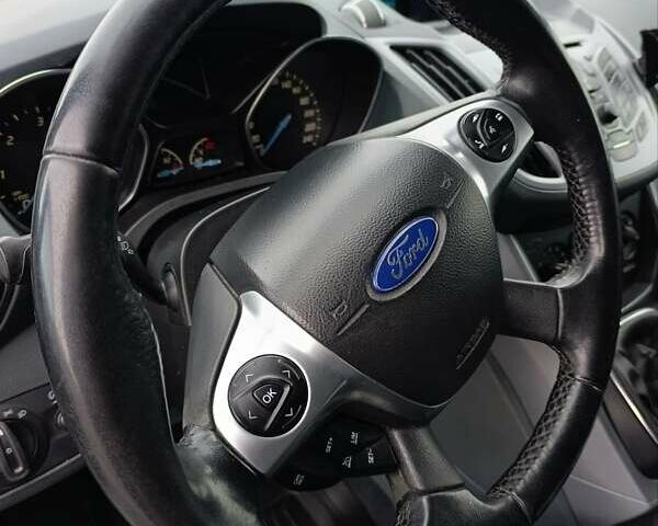 Серый Форд Си-Макс, объемом двигателя 1.6 л и пробегом 251 тыс. км за 8100 $, фото 19 на Automoto.ua