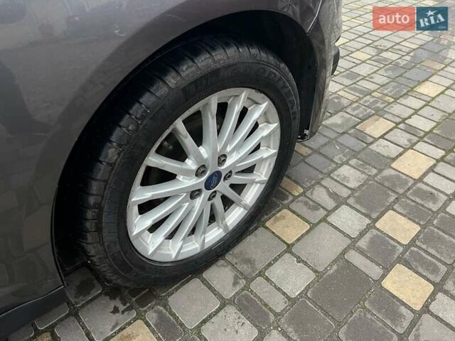 Сірий Форд Сі-Макс, об'ємом двигуна 2 л та пробігом 171 тис. км за 10499 $, фото 22 на Automoto.ua