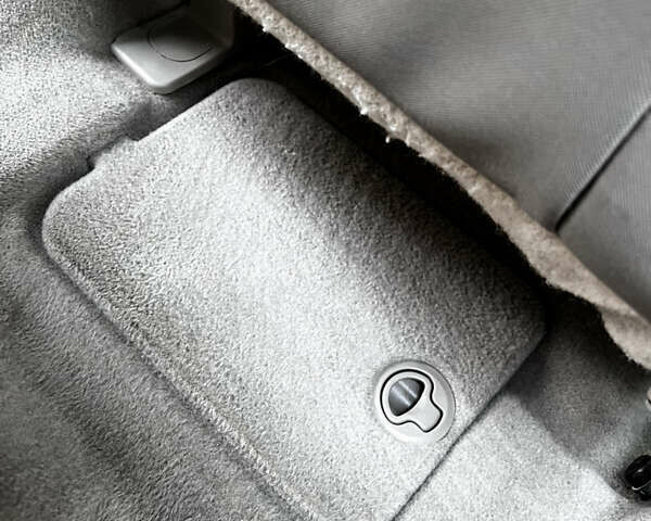 Серый Форд Си-Макс, объемом двигателя 2 л и пробегом 206 тыс. км за 9600 $, фото 27 на Automoto.ua