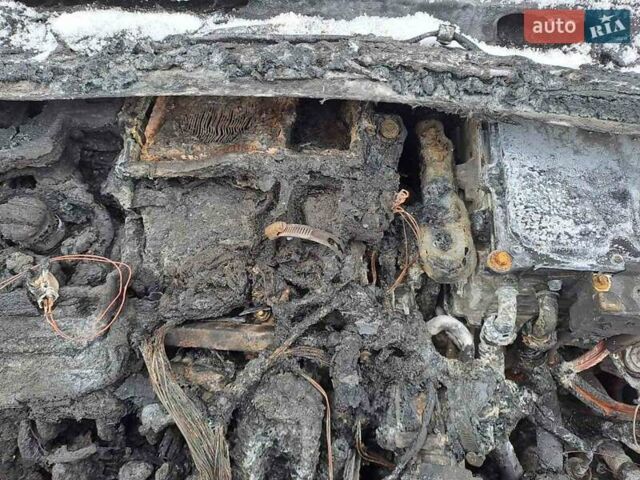 Серый Форд Си-Макс, объемом двигателя 2 л и пробегом 100 тыс. км за 4000 $, фото 5 на Automoto.ua