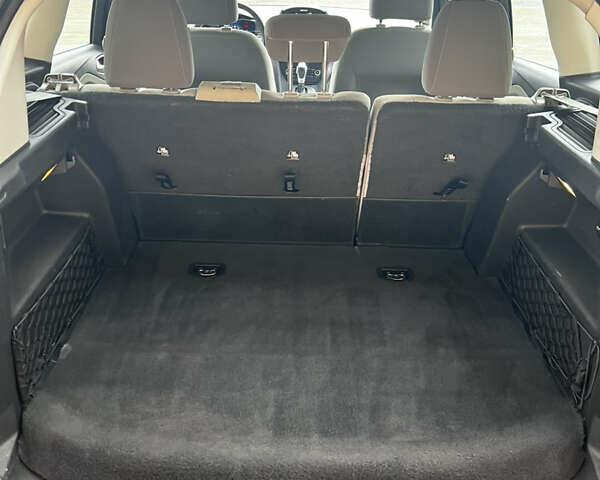 Серый Форд Си-Макс, объемом двигателя 2 л и пробегом 206 тыс. км за 9600 $, фото 12 на Automoto.ua