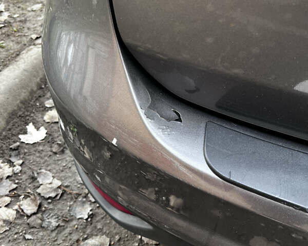 Серый Форд Си-Макс, объемом двигателя 2 л и пробегом 206 тыс. км за 9600 $, фото 8 на Automoto.ua