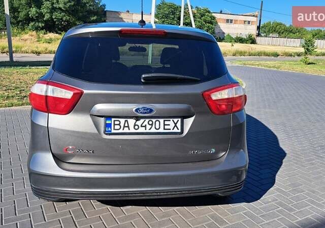 Серый Форд Си-Макс, объемом двигателя 2 л и пробегом 290 тыс. км за 10500 $, фото 1 на Automoto.ua