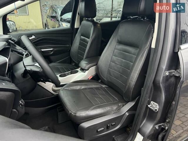 Сірий Форд Сі-Макс, об'ємом двигуна 2 л та пробігом 171 тис. км за 10499 $, фото 3 на Automoto.ua