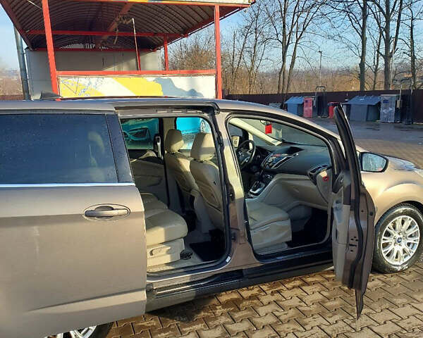 Серый Форд Си-Макс, объемом двигателя 2 л и пробегом 340 тыс. км за 7849 $, фото 8 на Automoto.ua