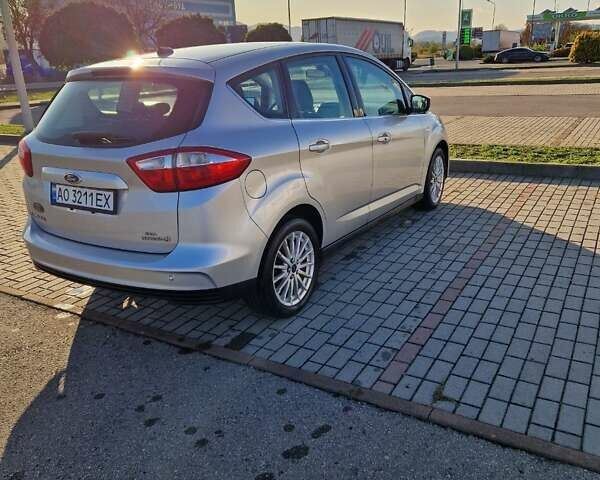 Серый Форд Си-Макс, объемом двигателя 2 л и пробегом 172 тыс. км за 7800 $, фото 3 на Automoto.ua