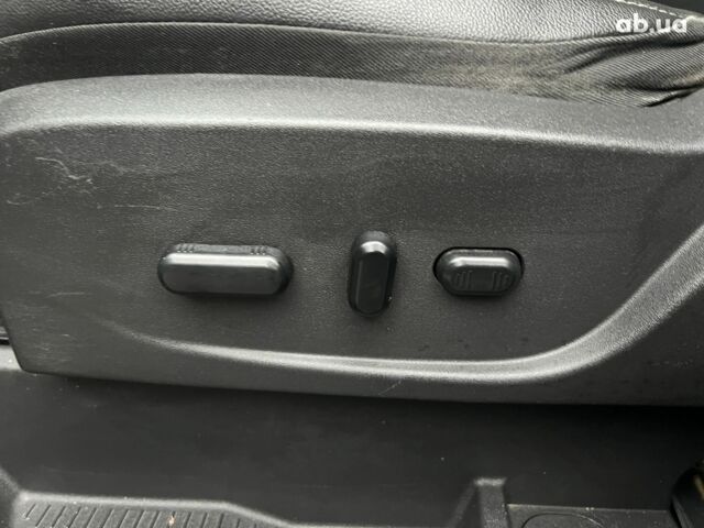 Сірий Форд Сі-Макс, об'ємом двигуна 0 л та пробігом 171 тис. км за 9999 $, фото 12 на Automoto.ua