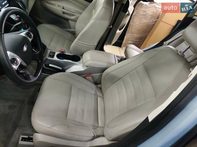 Серый Форд Си-Макс, объемом двигателя 2 л и пробегом 311 тыс. км за 10500 $, фото 16 на Automoto.ua