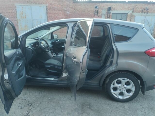 Серый Форд Си-Макс, объемом двигателя 1.6 л и пробегом 115 тыс. км за 9000 $, фото 7 на Automoto.ua