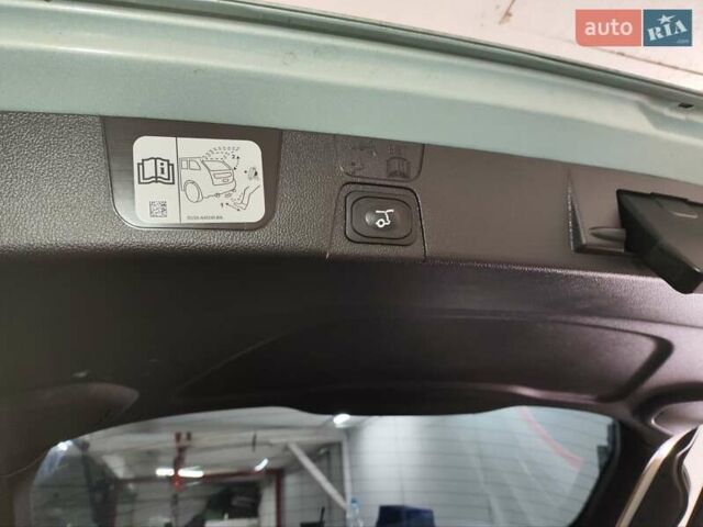 Серый Форд Си-Макс, объемом двигателя 2 л и пробегом 311 тыс. км за 10500 $, фото 7 на Automoto.ua