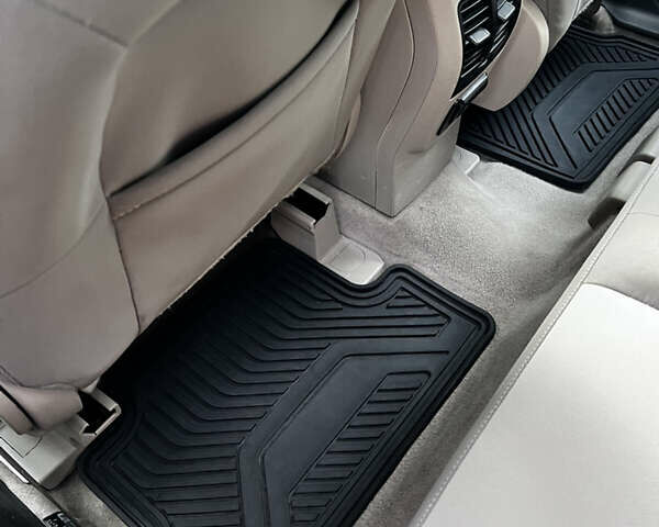 Серый Форд Си-Макс, объемом двигателя 2 л и пробегом 206 тыс. км за 9600 $, фото 20 на Automoto.ua