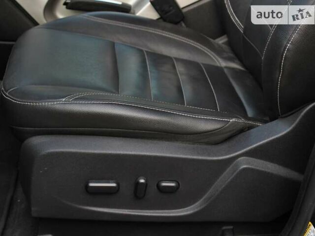 Сірий Форд Сі-Макс, об'ємом двигуна 2 л та пробігом 159 тис. км за 12300 $, фото 22 на Automoto.ua
