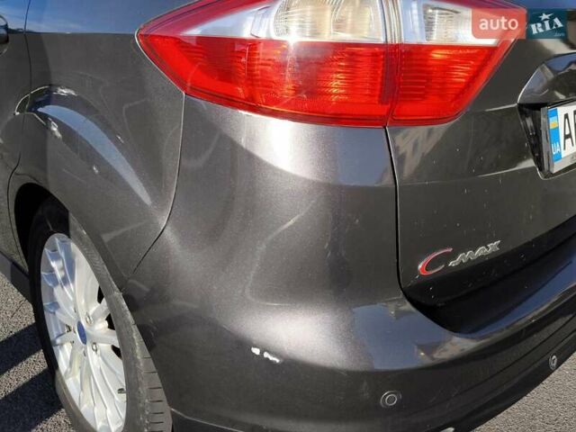 Серый Форд Си-Макс, объемом двигателя 2 л и пробегом 128 тыс. км за 11000 $, фото 8 на Automoto.ua