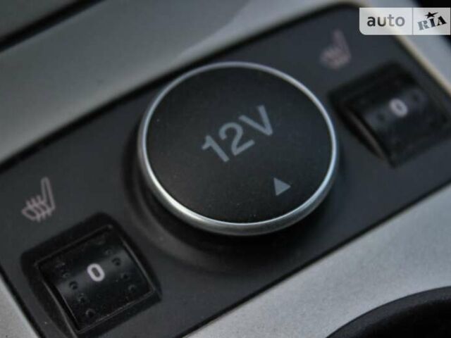 Сірий Форд Сі-Макс, об'ємом двигуна 2 л та пробігом 159 тис. км за 12300 $, фото 39 на Automoto.ua