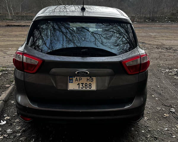 Серый Форд Си-Макс, объемом двигателя 2 л и пробегом 206 тыс. км за 9600 $, фото 2 на Automoto.ua