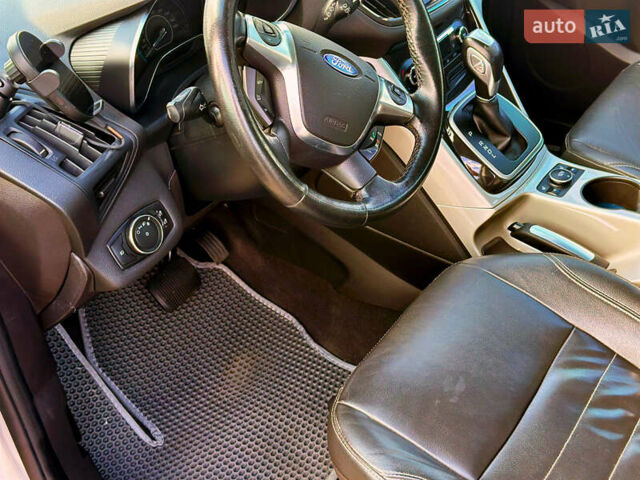 Форд Сі-Макс 2014 у Харкові на Automoto.ua Сірий Форд Сі-Макс, об'ємом двигуна 2 л та пробігом 117 тис. км за 12500 $, фото 11 на Automoto.ua