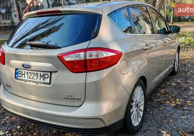 Серый Форд Си-Макс, объемом двигателя 2 л и пробегом 190 тыс. км за 12900 $, фото 3 на Automoto.ua