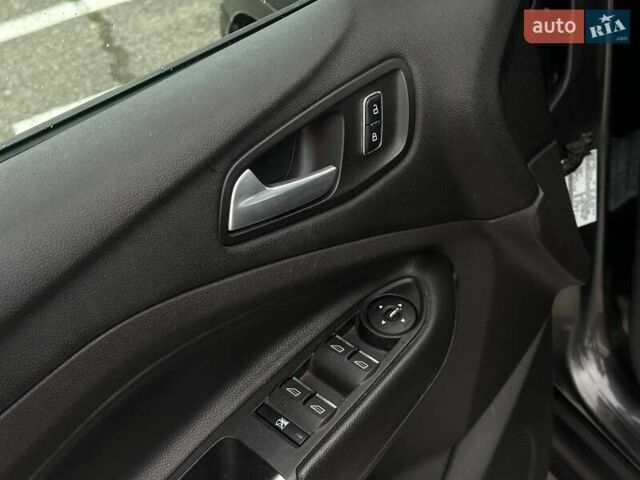 Серый Форд Си-Макс, объемом двигателя 2 л и пробегом 181 тыс. км за 10000 $, фото 12 на Automoto.ua