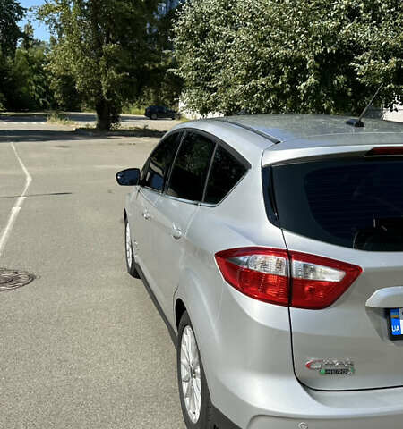 Серый Форд Си-Макс, объемом двигателя 2 л и пробегом 167 тыс. км за 13000 $, фото 4 на Automoto.ua