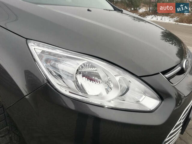 Серый Форд Си-Макс, объемом двигателя 2 л и пробегом 186 тыс. км за 11700 $, фото 13 на Automoto.ua